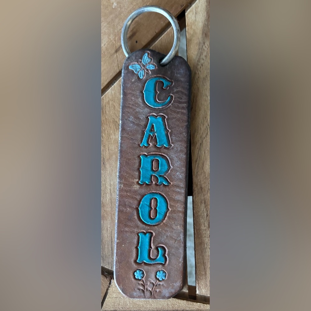 Vintage Handmade Leather CAROL Keychain 6” Butterfly Flowers UNUSED - Picture 5 of 6